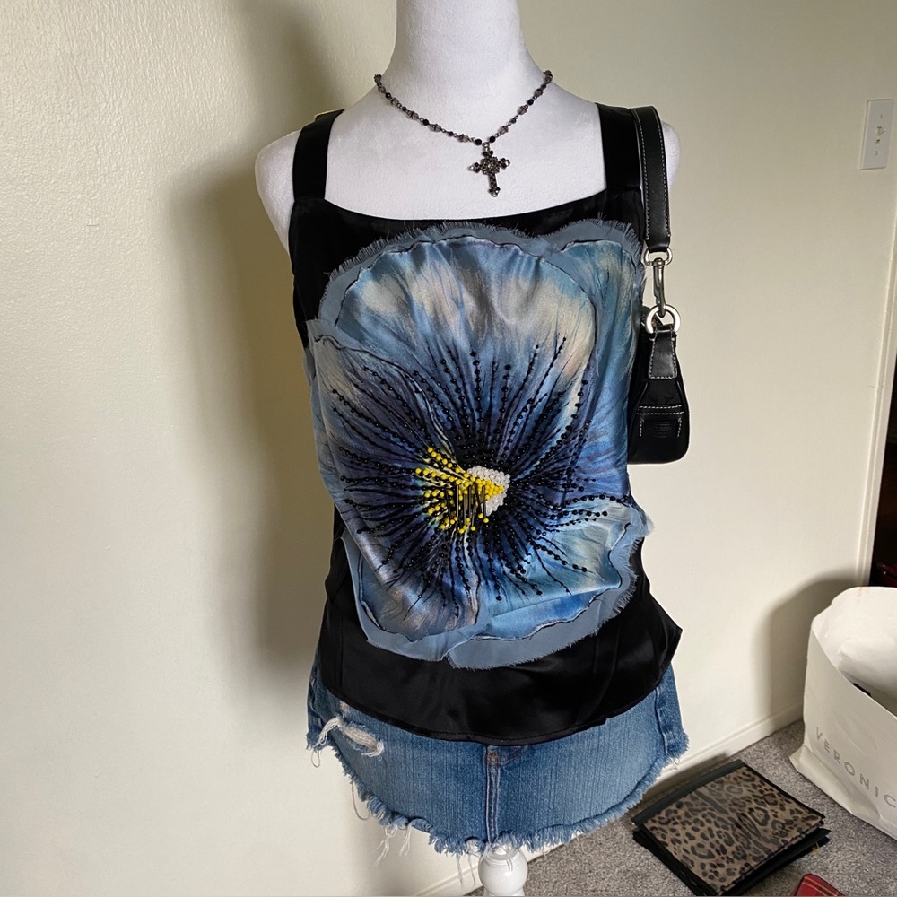 Floral top